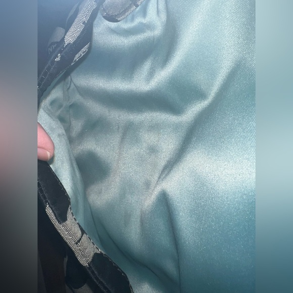 Women Coach Shoulder Bag - Picture 5 of 10